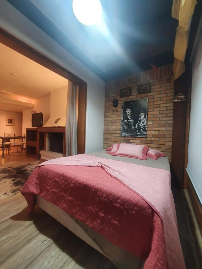 Apartamento A Um Passo Da Rua Torta Com Wifi Gramado Esterno foto