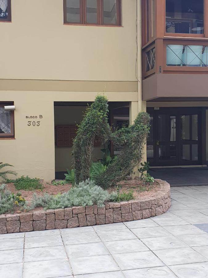 Apartamento A Um Passo Da Rua Torta Com Wifi Gramado Esterno foto